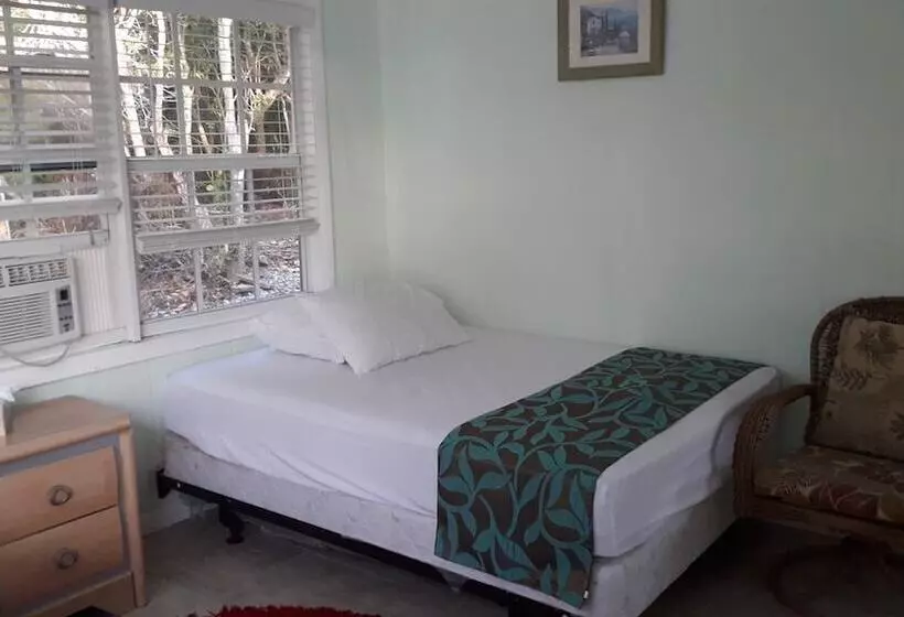 Paradise Creek Cottages