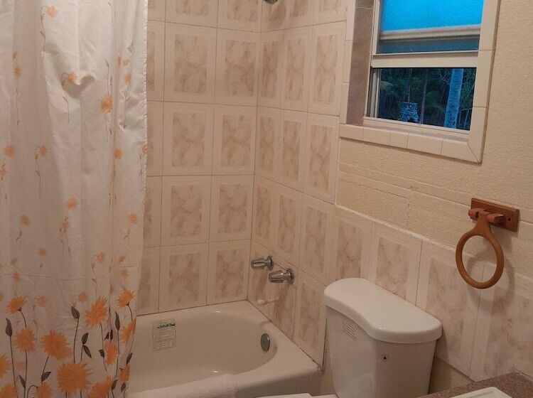 Paradise Creek Cottages