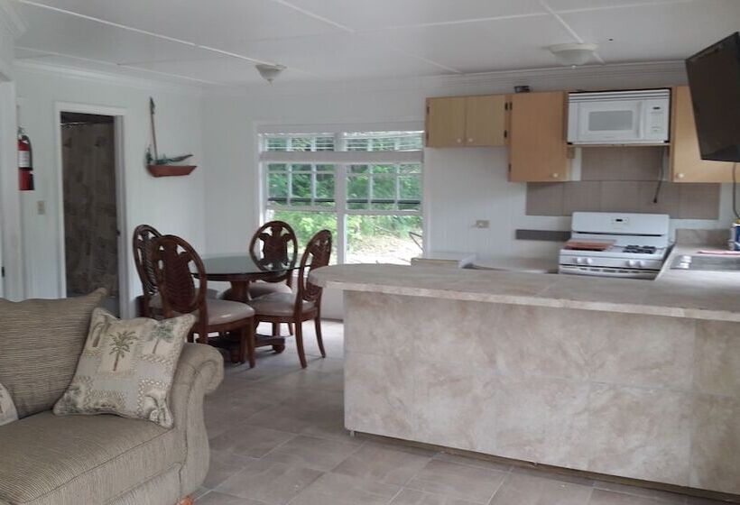 Paradise Creek Cottages