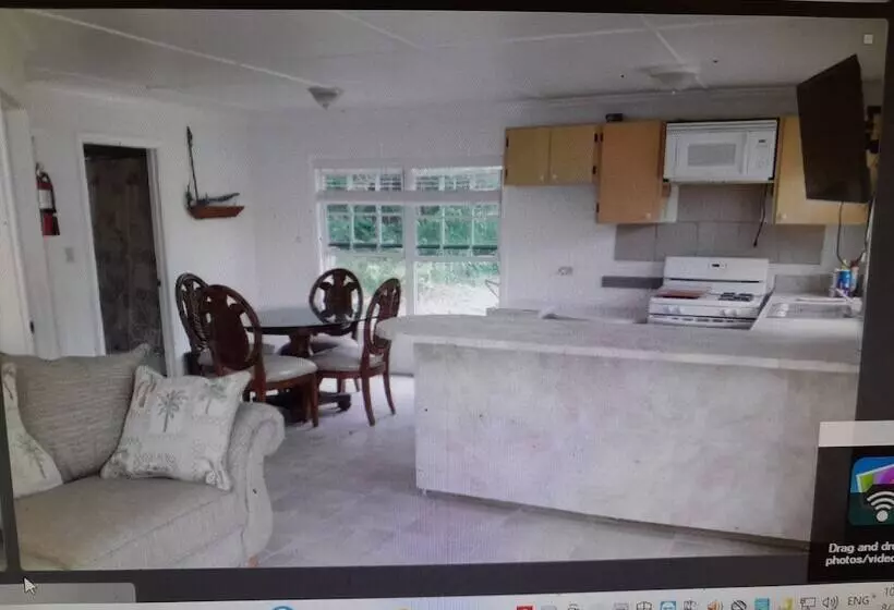 Paradise Creek Cottages