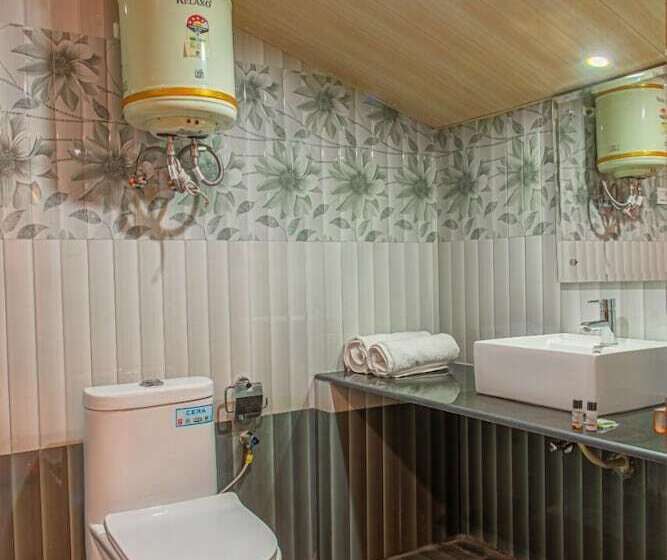 Hotel The Grand Madhushala Shimla