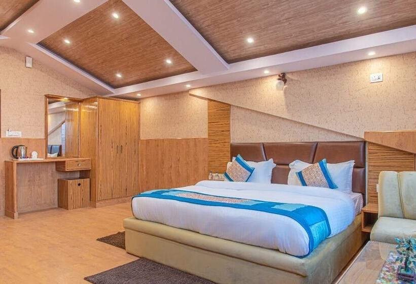 Hotel The Grand Madhushala Shimla