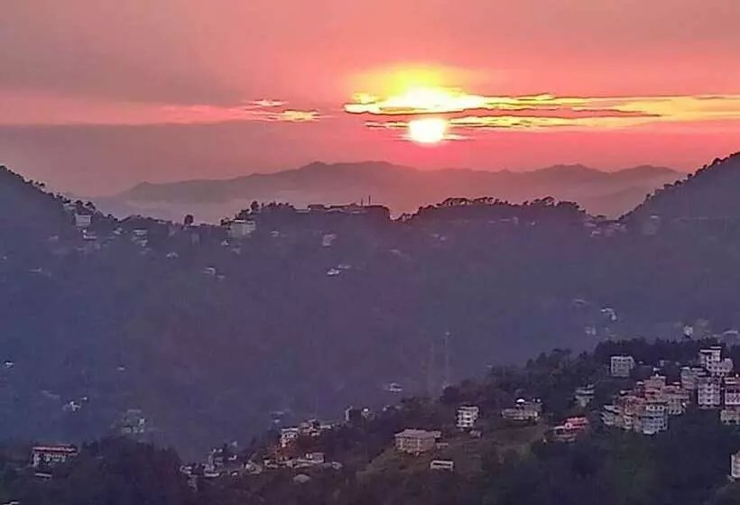 Hotelli The Grand Madhushala Shimla