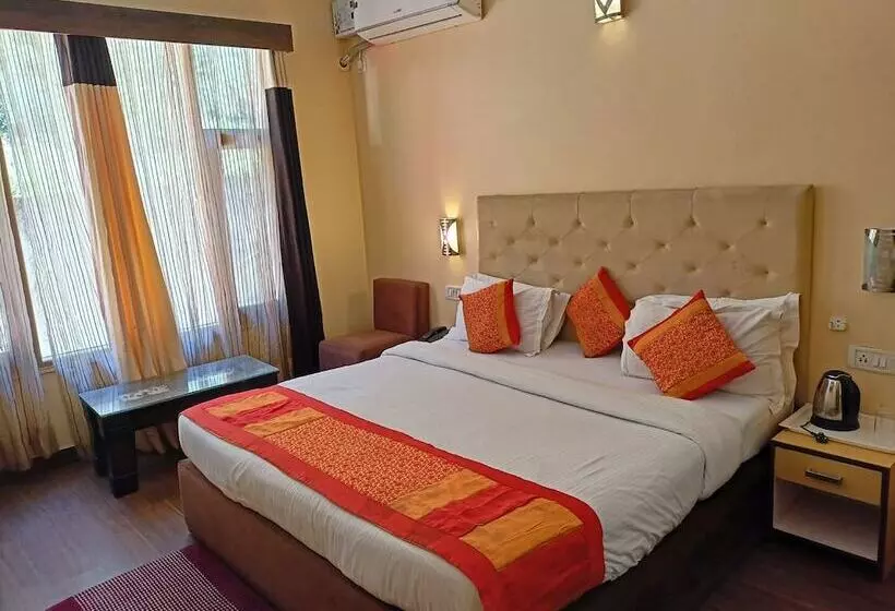 Hotelli The Grand Madhushala Shimla