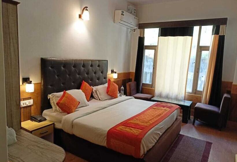 Hotel The Grand Madhushala Shimla