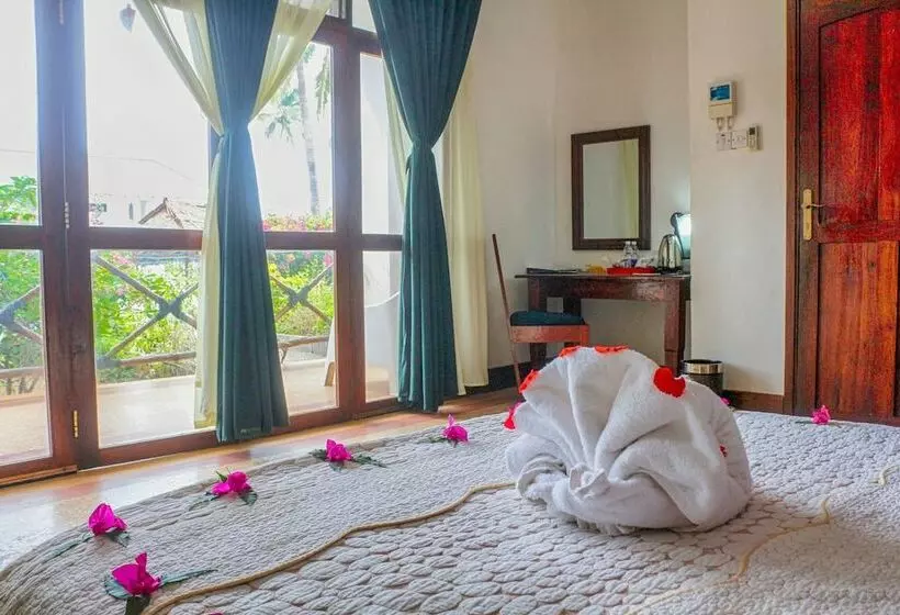 African Sun Sand Sea Beach Resort & Spa