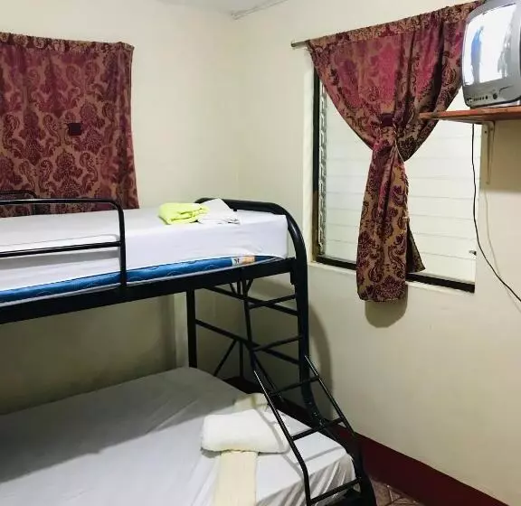 ユースホステル Hostal Brisas Y Olas