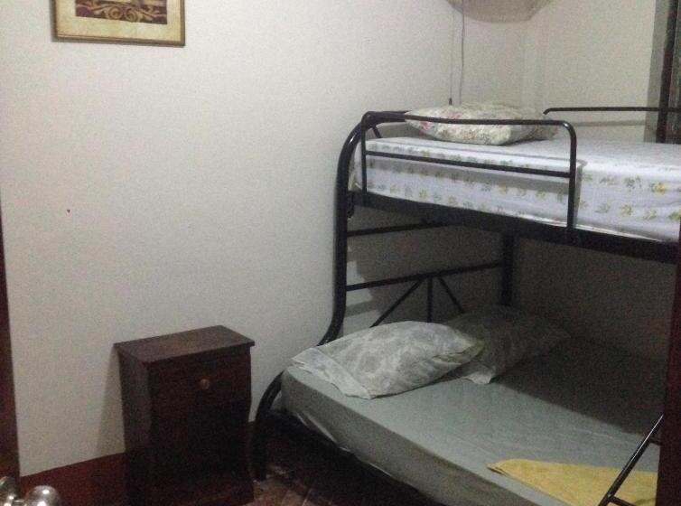 هاستل Hostal Brisas Y Olas