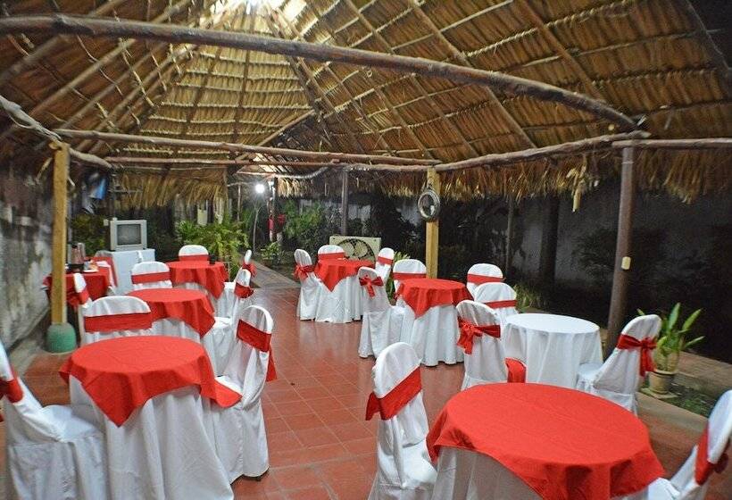 هاستل Hostal Del Pacifico