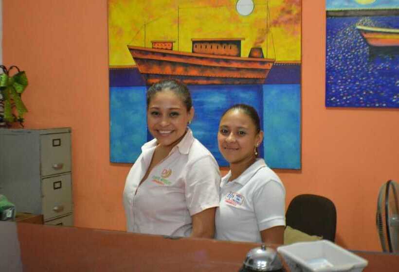 هاستل Hostal Del Pacifico