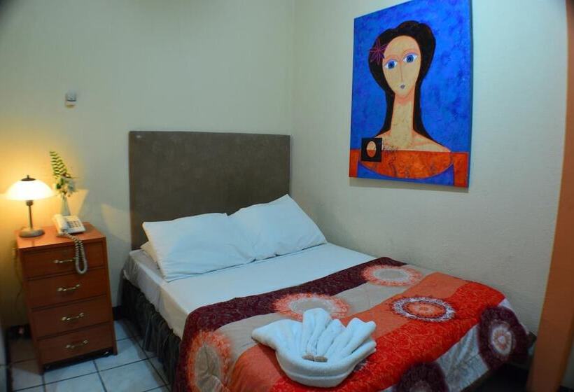 هاستل Hostal Del Pacifico