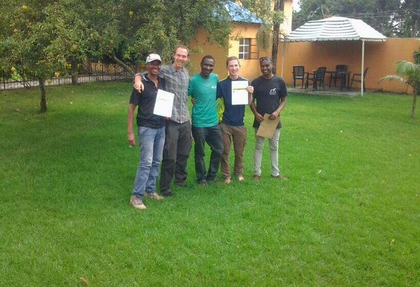 Общежитие Runako Lodge