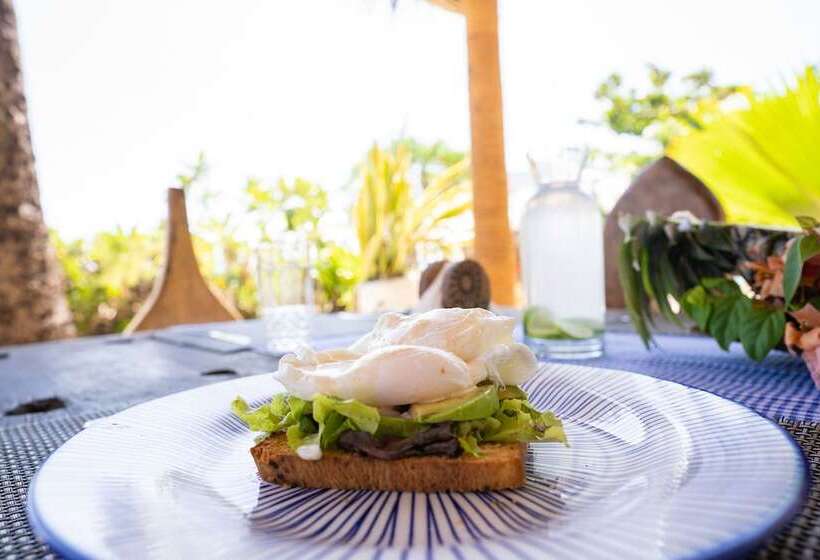 Bed and Breakfast Pili Pili Beach Bungalows