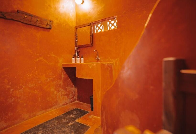 Bed and Breakfast Pili Pili Beach Bungalows