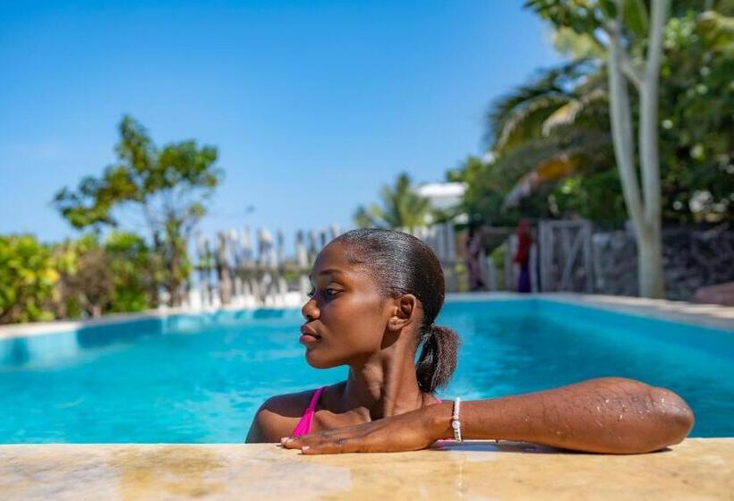 Bed and Breakfast Pili Pili Beach Bungalows