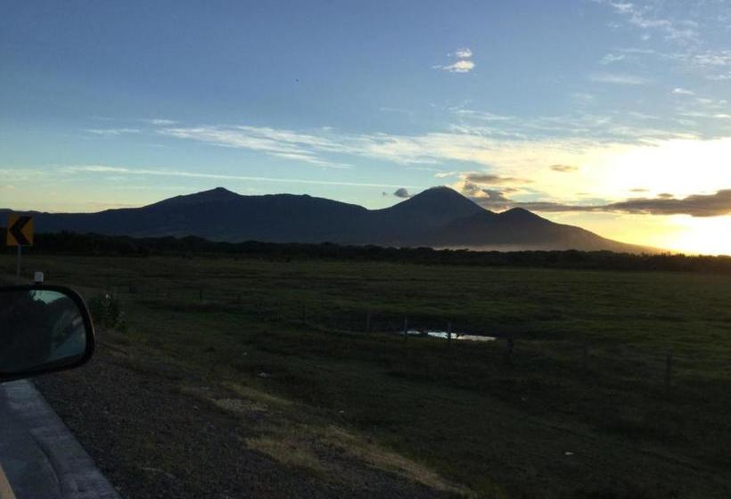 هتل De Campo Apastepe
