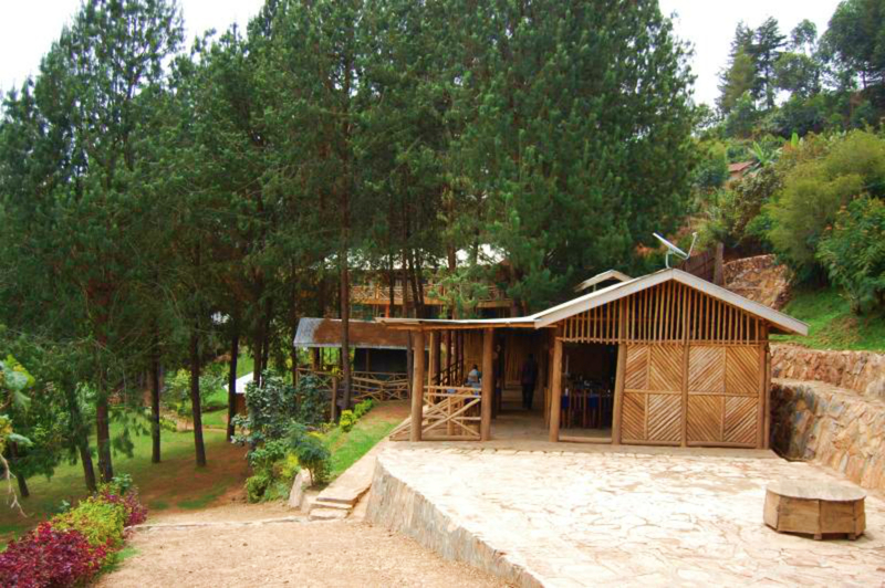 هتل Bugombe Gateway Camp