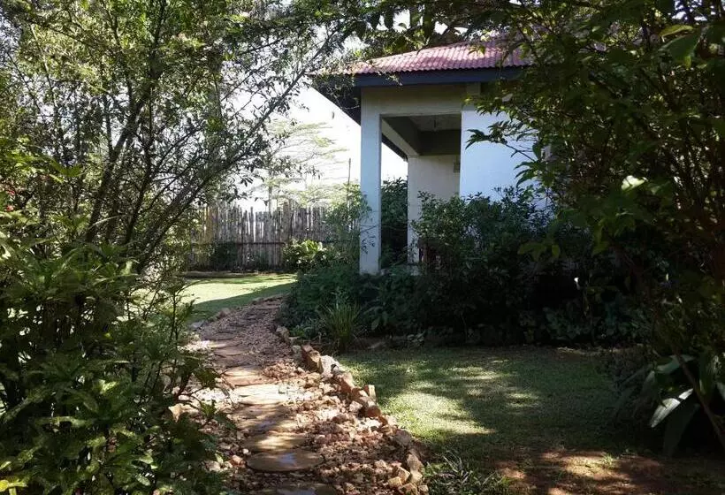 هتل Gately Inn Entebbe