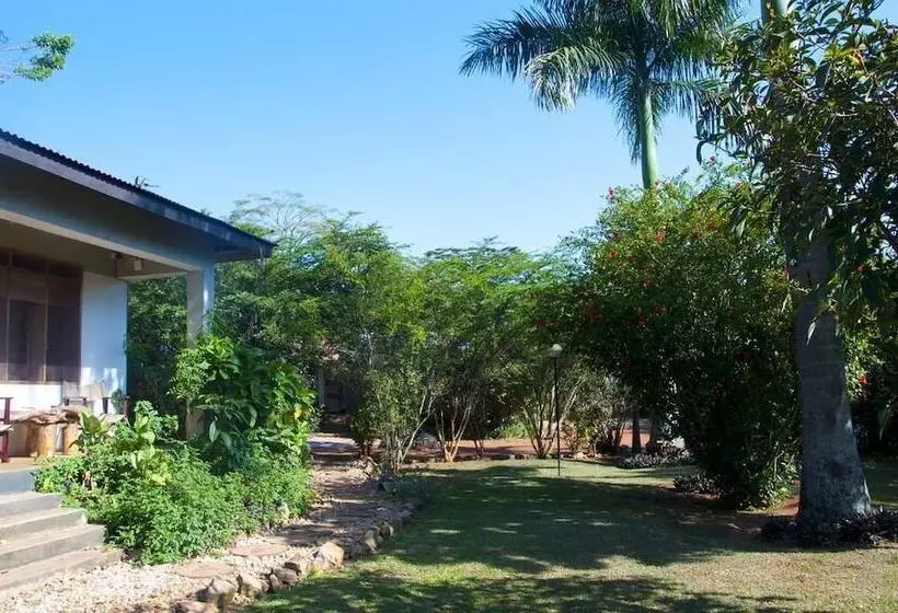 هتل Gately Inn Entebbe