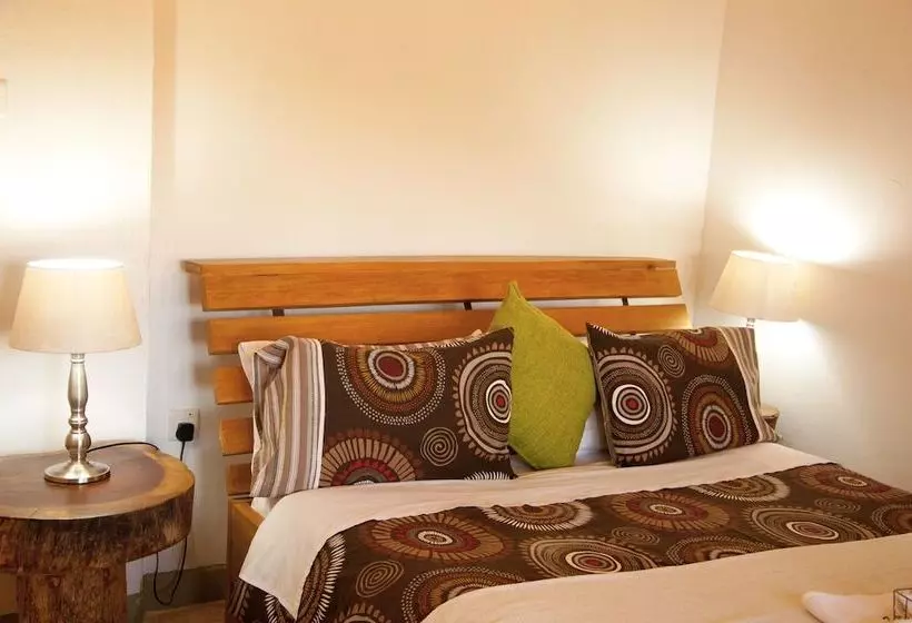 هتل Gately Inn Entebbe