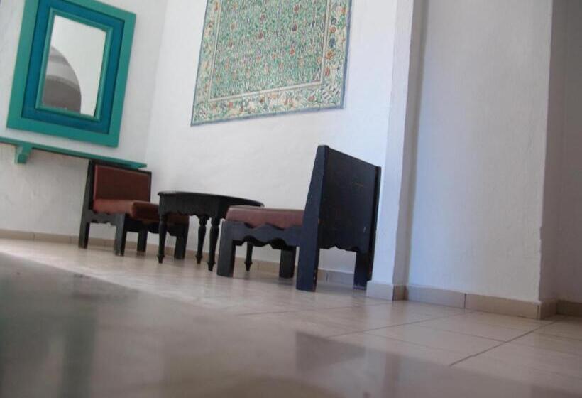 فندق Hôtel Medina
