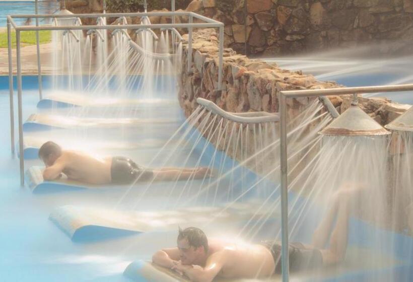 Hotel Jardines De Dayman