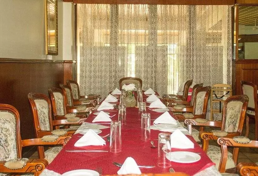 هتل Lake View Resort
