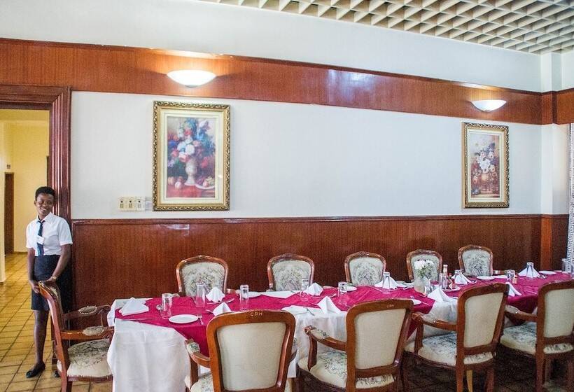 בית מלון כפרי Lake View Resort