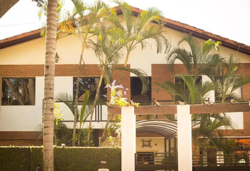 هتل Las Orquideas Parque