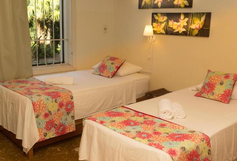 هتل Las Orquideas Parque