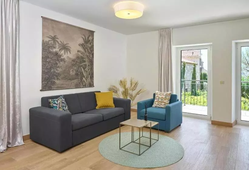 Maistra Select Srebreno Villas