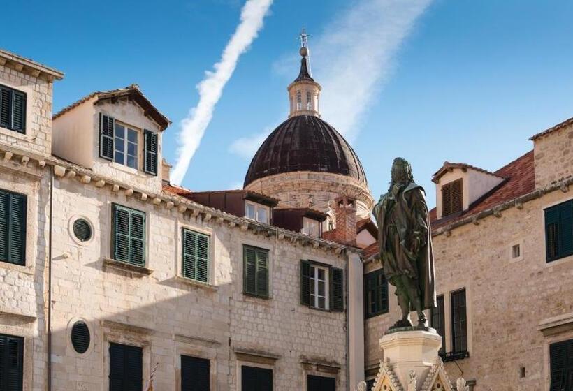 Maistra Select Srebreno Villas