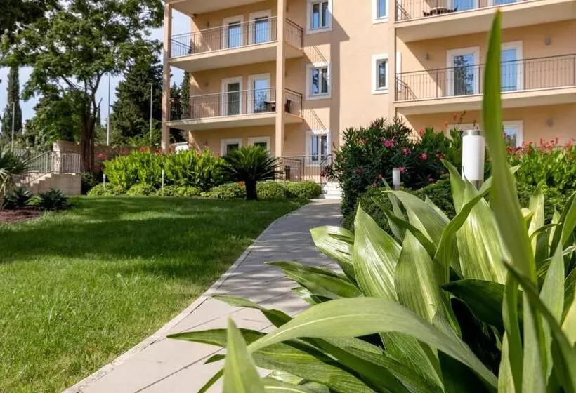 Maistra Select Srebreno Villas