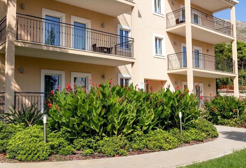 Maistra Select Srebreno Villas