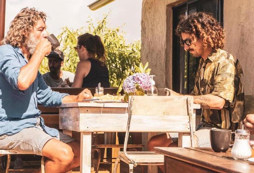 Piedra Alta Hostel & Suites