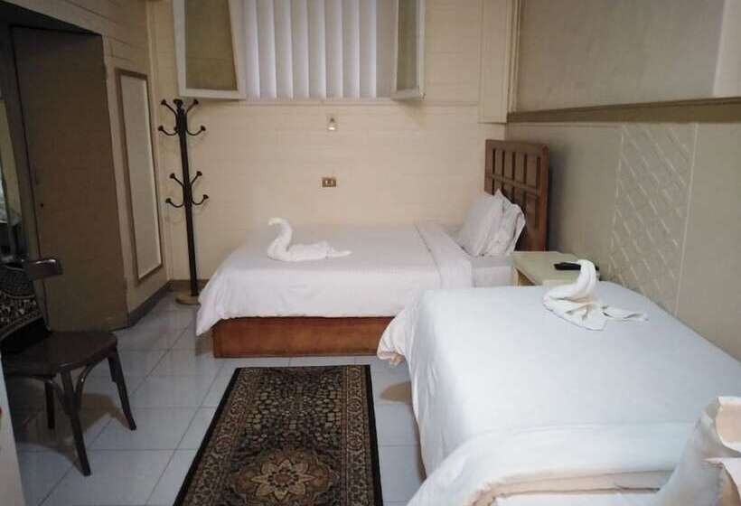 هاستل Panorama Palace