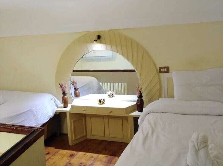 هاستل Panorama Palace