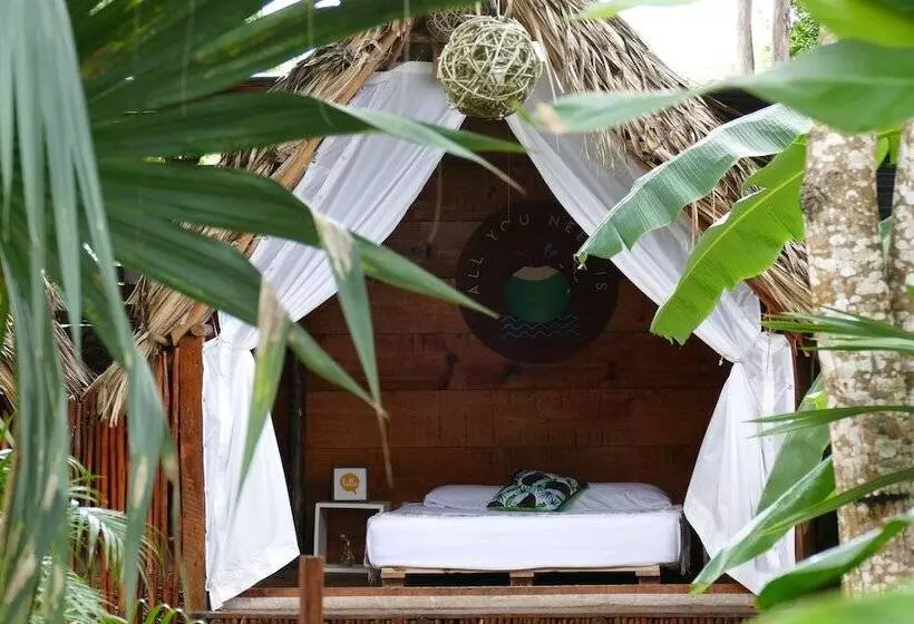 El Búho Bacalar Eco Cabañas Hostal