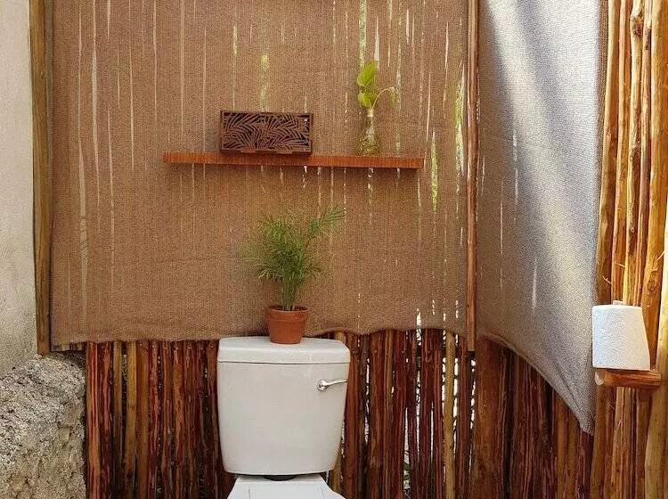 El Búho Bacalar Eco Cabañas Hostal