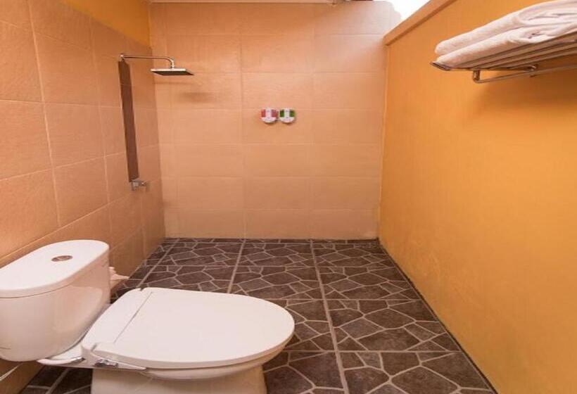 호텔 Yellow Bridge Guesthouse