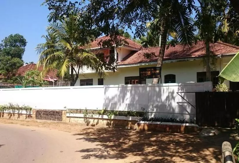 هاستل Paradise Galle
