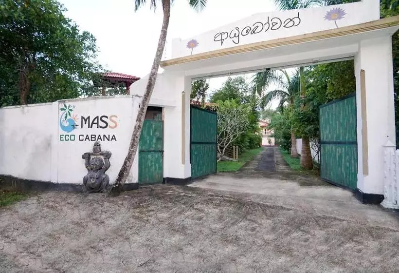 تختخواب و صبحانه Mass Eco Cabana Yoga & Spa   Unawatuna