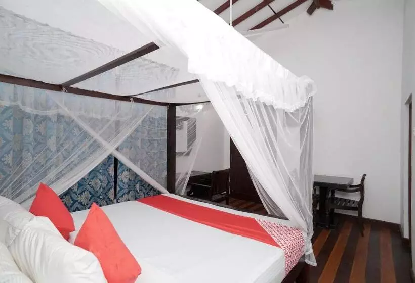 تختخواب و صبحانه Mass Eco Cabana Yoga & Spa   Unawatuna