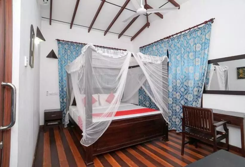 تختخواب و صبحانه Mass Eco Cabana Yoga & Spa   Unawatuna