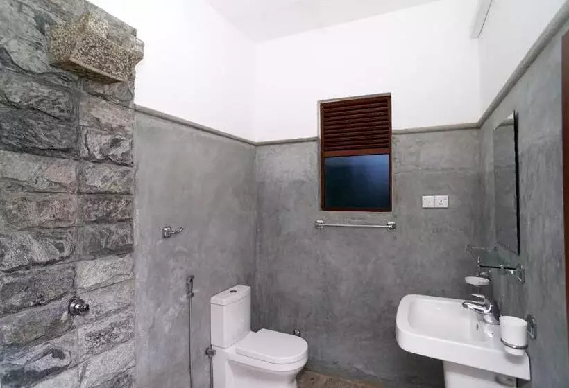 تختخواب و صبحانه Mass Eco Cabana Yoga & Spa   Unawatuna