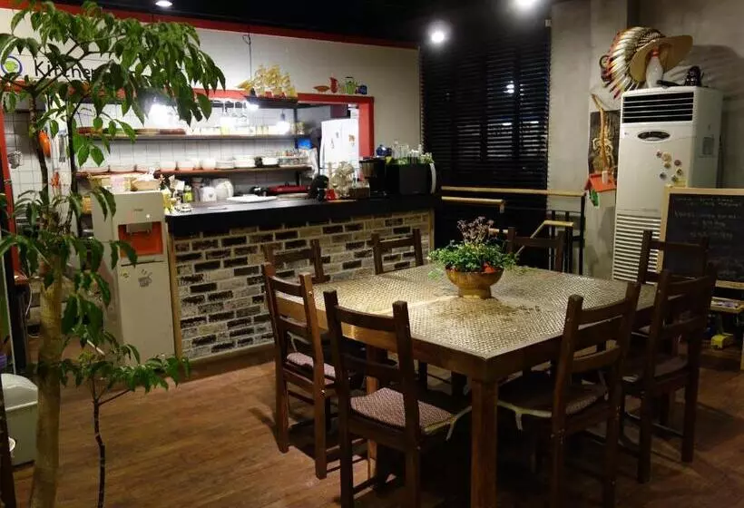 Doobaki Hostel