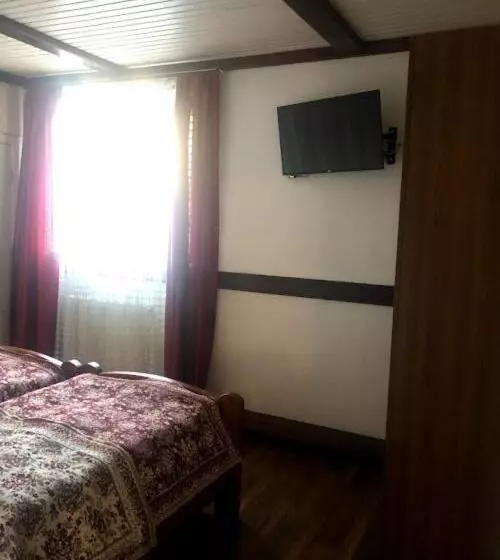 Fayniy Motel