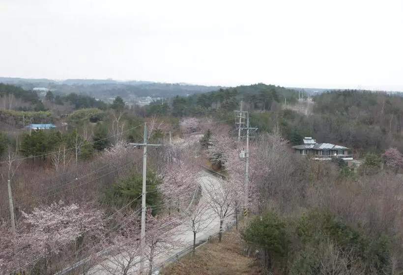 Goodstay Motel Hill