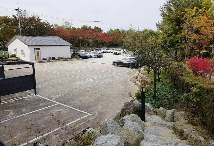 Goodstay Motel Hill