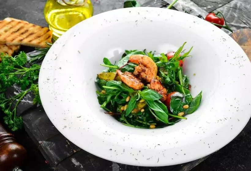ホテル курортний готель золота корона